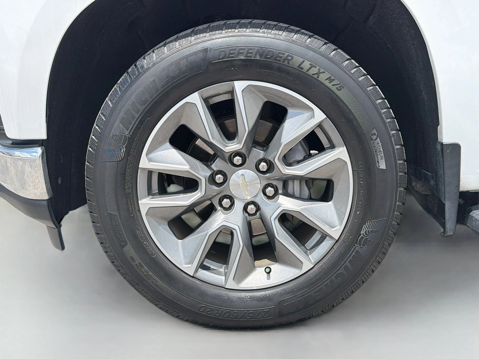 Used 2020 Summit White Chevrolet LT image 38