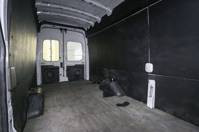 Used 2023 White Ford Base image 18
