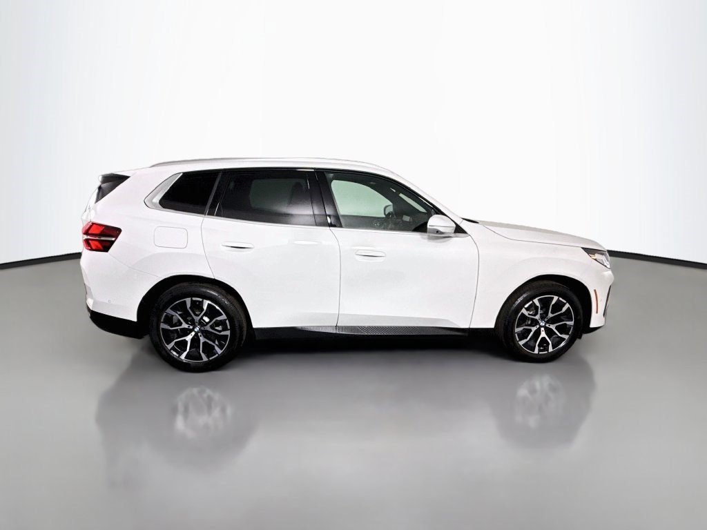 Used 2026 Alpine White BMW 30 xDrive image 8