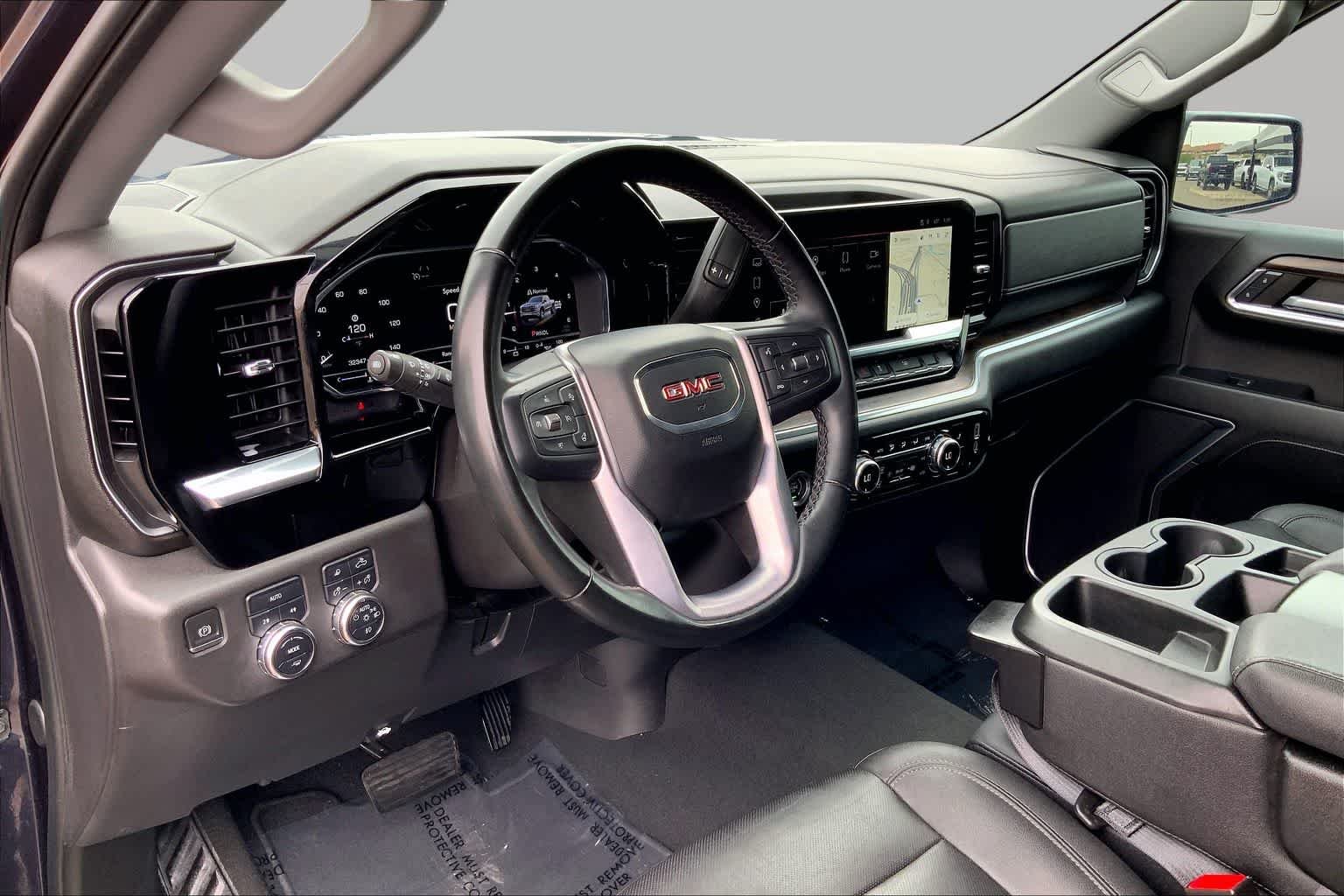 Used 2024 Titanium Rush Metallic GMC SLT image 18