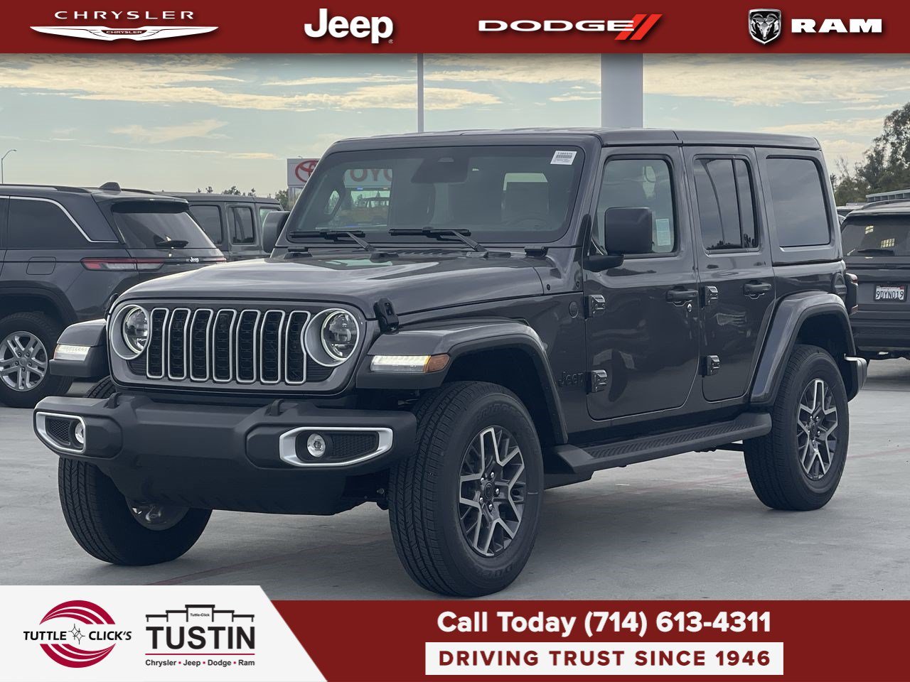 New 2026 Granite Crystal Metallic Clear-Coat Exterior Paint Jeep Sahara image 3