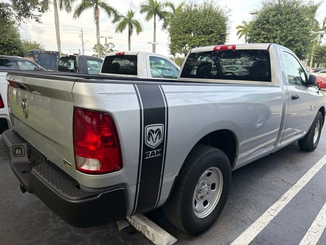 Used 2017 Silver Ram Tradesman image 3