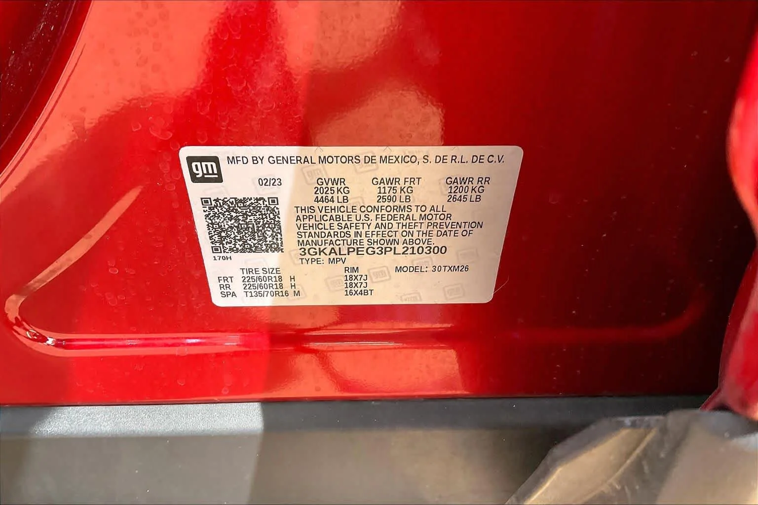 Certified Used 2023 VOLCANIC RED TINTCOAT GMC SLT image 33