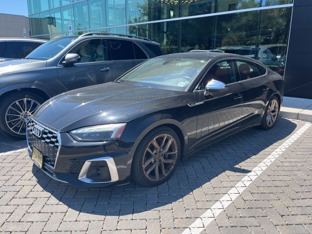 Used 2021 Mythos Black Metallic Audi Premium Plus image 1