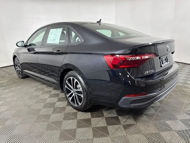 Used 2023 Deep Black Volkswagen 1.5T Sport image 6