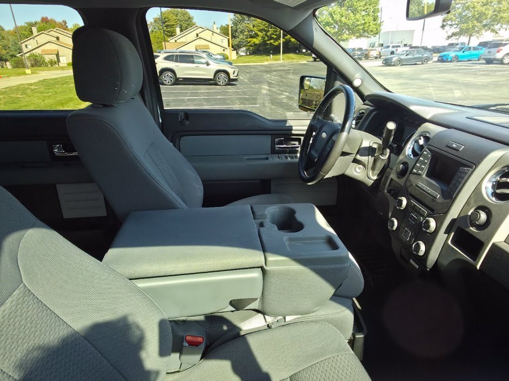Used 2013 Oxford White Ford XLT image 5
