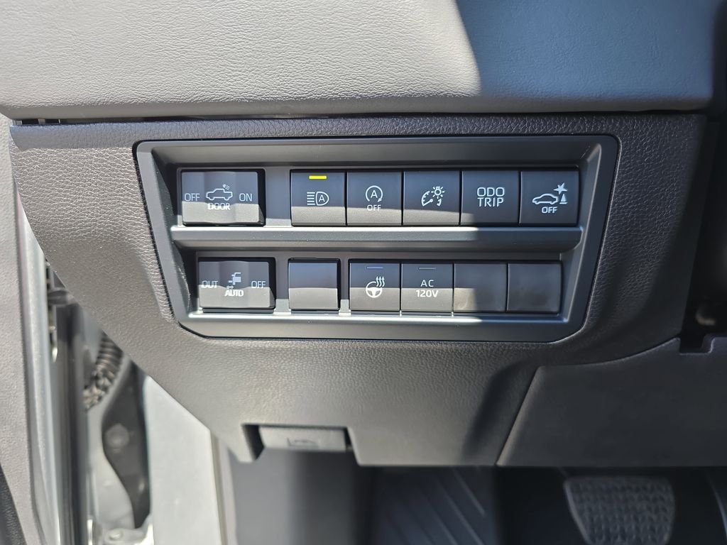 2026 Toyota Tundra Platinum - Photo 29