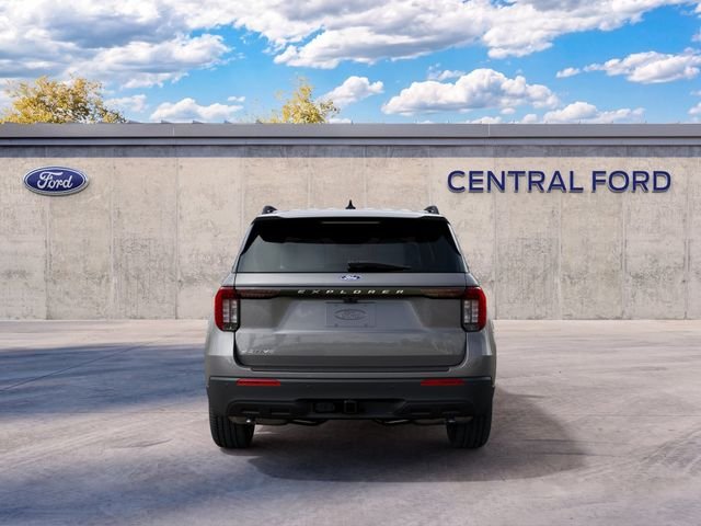 New 2027 Gray Ford 4DR RWD ACTIVE image 7