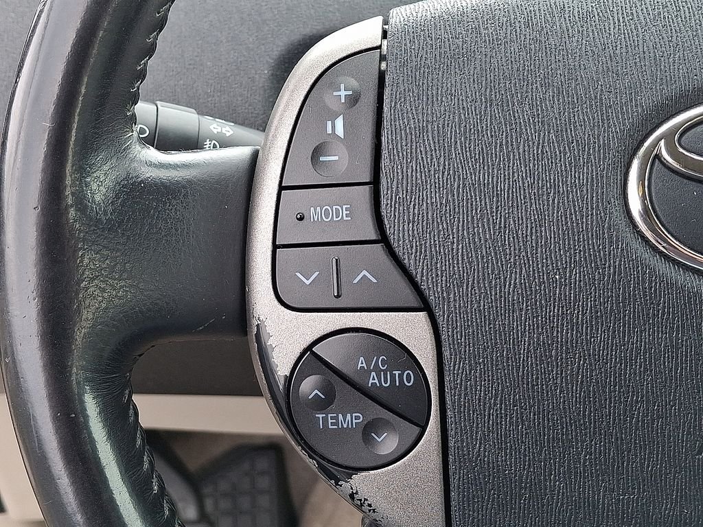 Used 2009 Beige Toyota  image 17