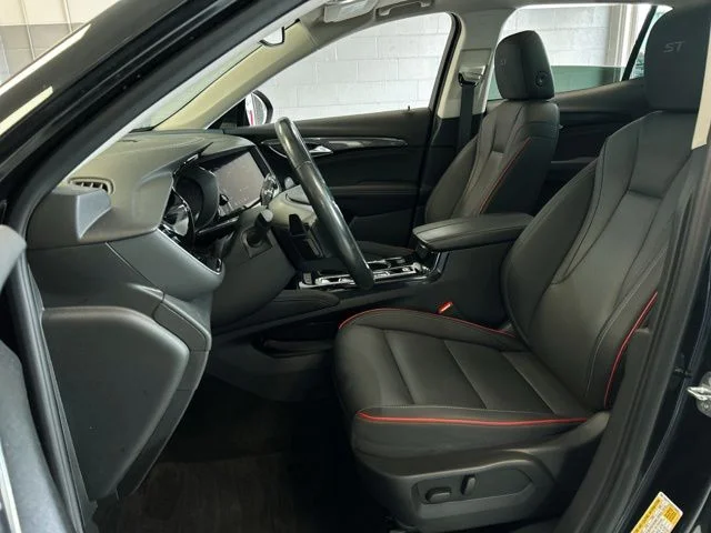Used 2023 Black Buick Essence image 30