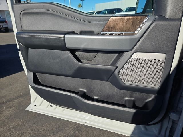 Used 2023 White Ford Lariat image 13