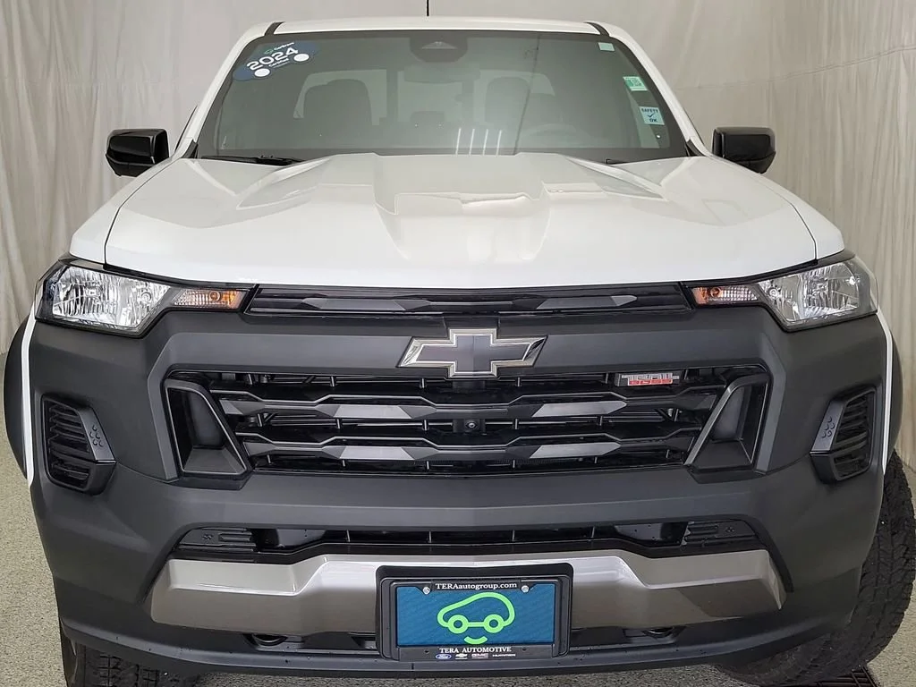 2024 Chevrolet Colorado Trail Boss - Photo 3