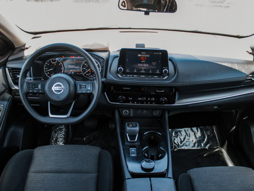 Used 2021 Pearl White Tricoat Nissan SV image 21