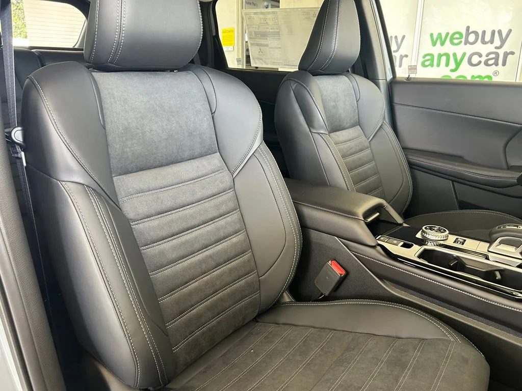 New 2026 Gray Mitsubishi SE S-AWC image 23
