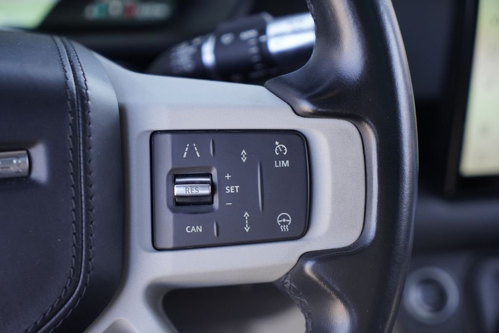 Used 2022 Silver Land Rover XS Edition image 14