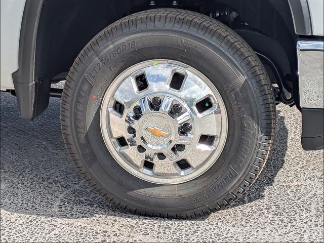 New 2026 Summit White Chevrolet LTZ DRW image 14