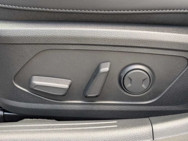 New 2026 Wolf Gray Kia GT-Line FWD image 19