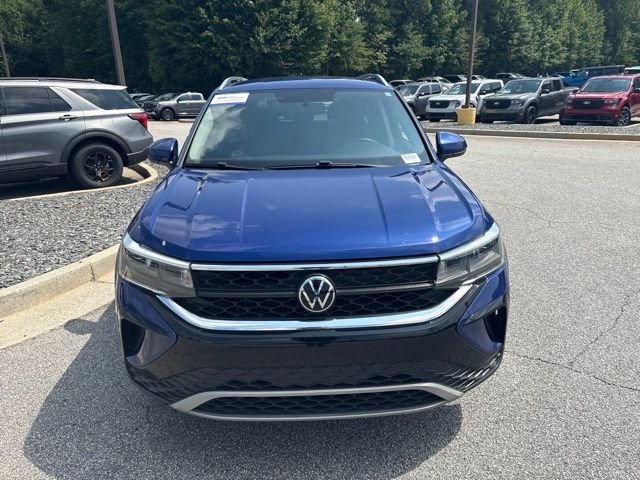 Used 2022 Blue Dusk Volkswagen 1.5T SE image 3
