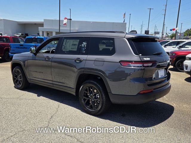 New 2026 Baltic Gray Metallic Clear-Coat Exterior Paint Jeep Altitude image 9