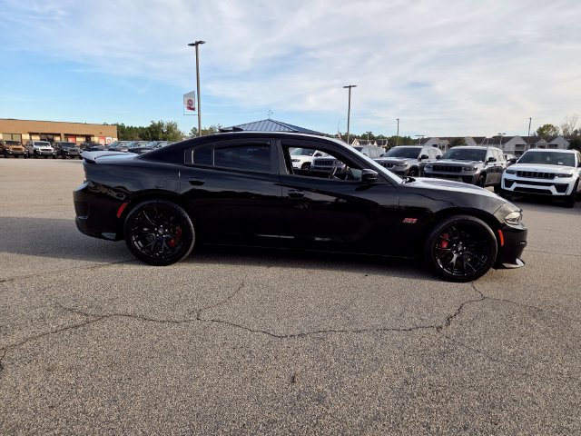 Used 2018 Black Dodge R/T Scat Pack image 13