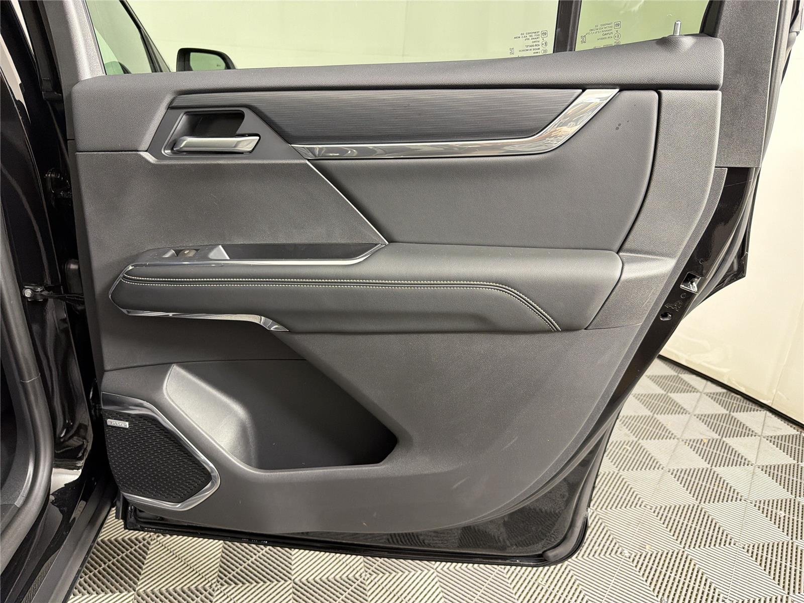 2026 GMC Acadia Elevation - Photo 15