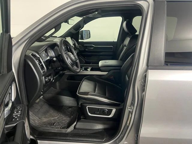Used 2025 Silver Ram Laramie image 17