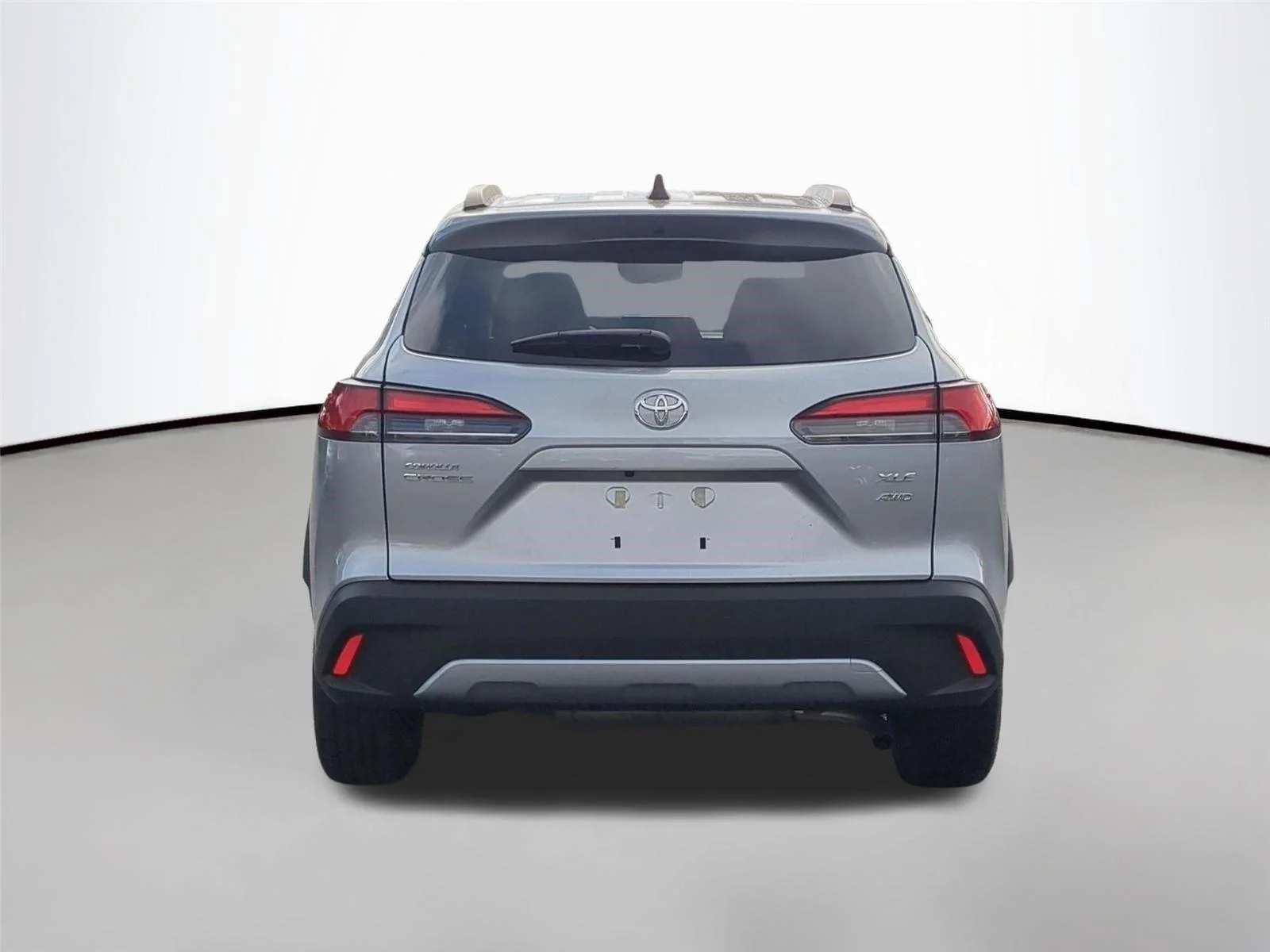 Used 2026 Sonic Silver Toyota XLE image 4