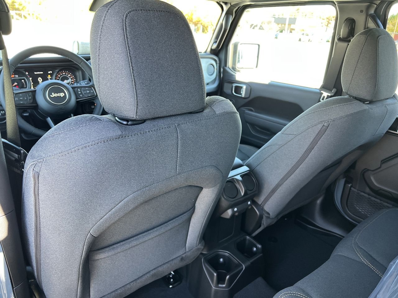 2026 Jeep Wrangler 4-Door Willys - Photo 19