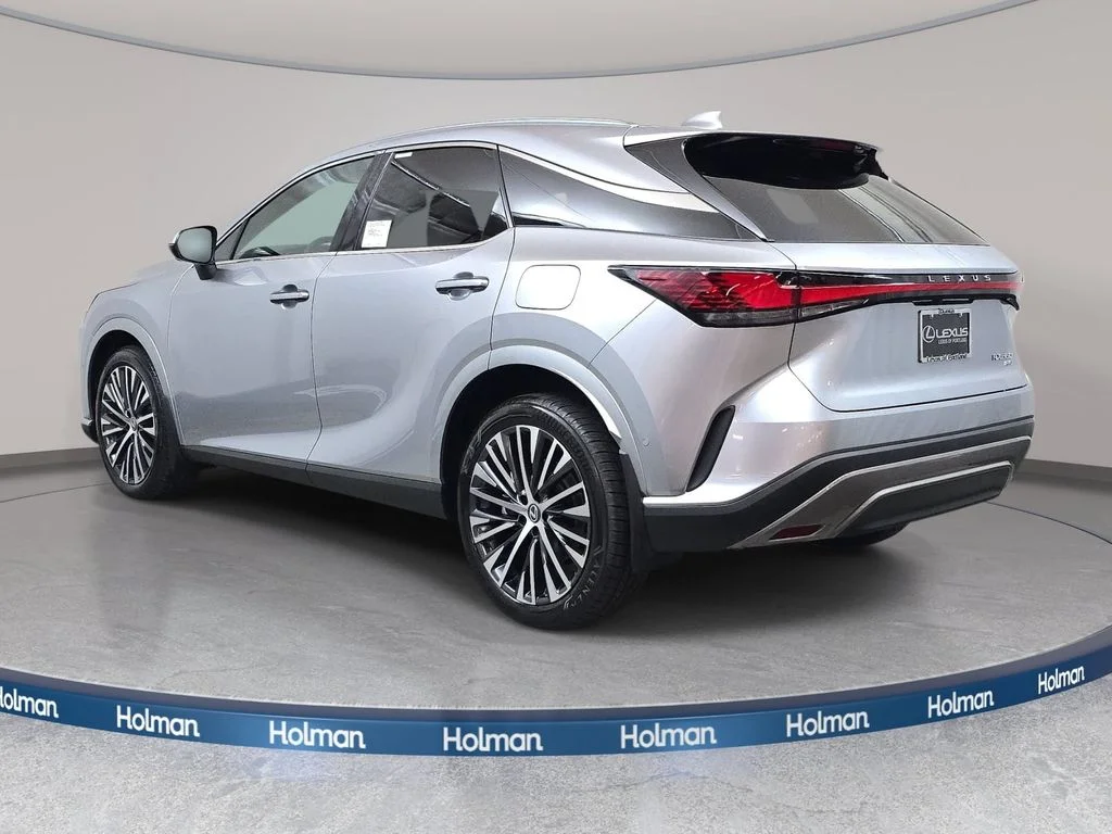 New 2026 Iridium Lexus PREMIUM PLUS image 7
