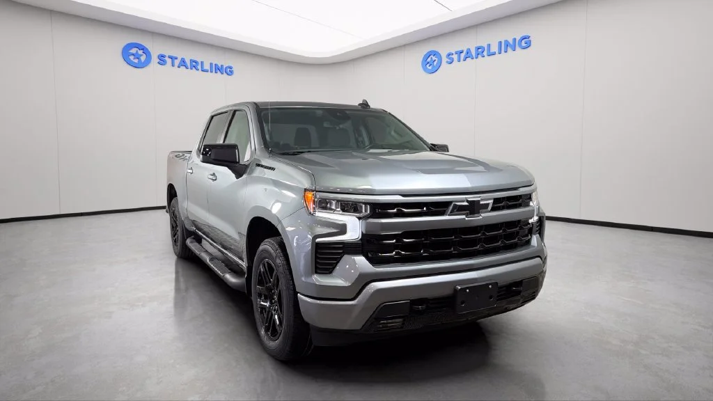 Used 2023 STERLING GRAY METALLIC Chevrolet RST image 15