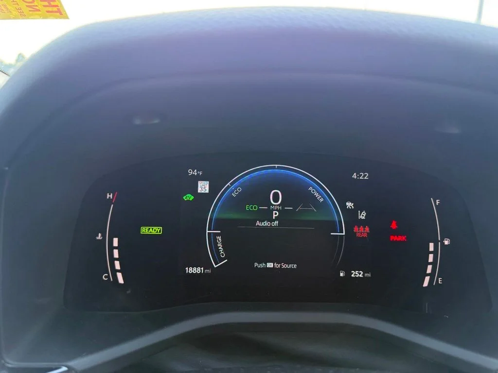 Used 2026  Toyota LE image 13
