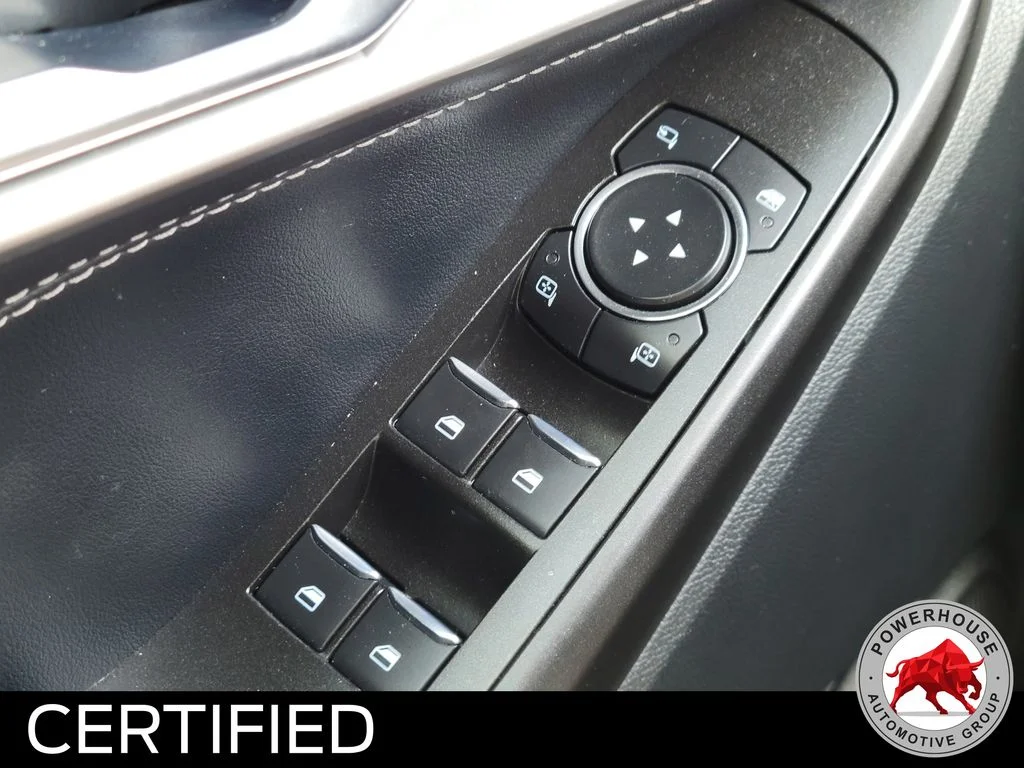 Used 2020 White Ford Limited image 30