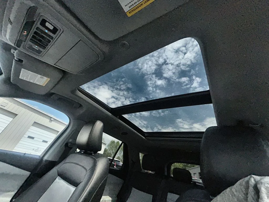 Used 2023 Green Ford XLT image 30