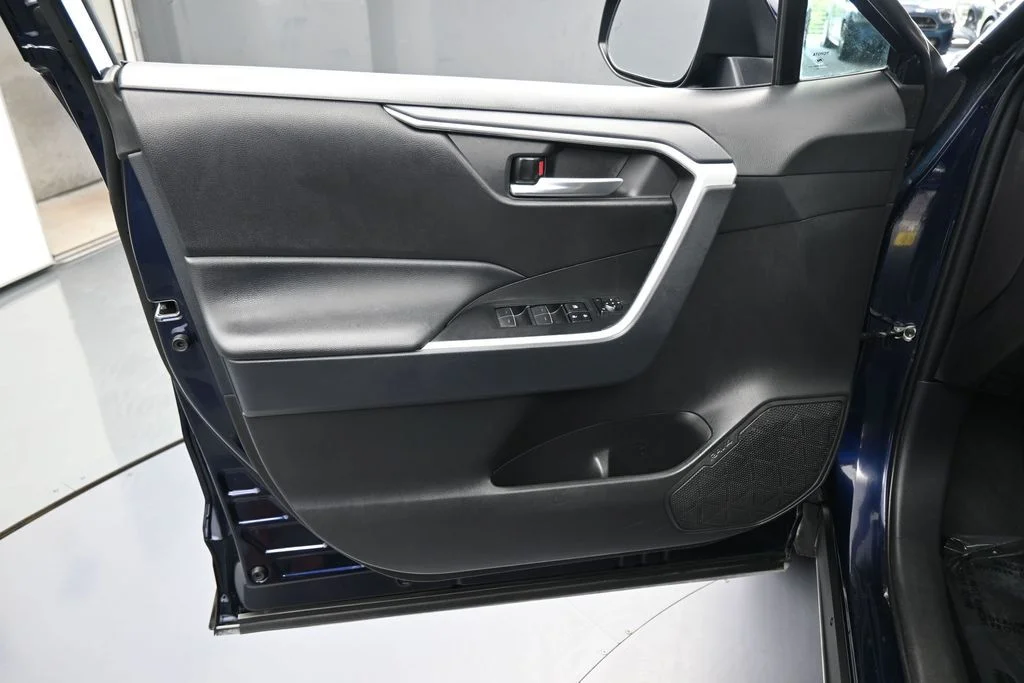 Used 2025 Blueprint Toyota XLE Premium image 12