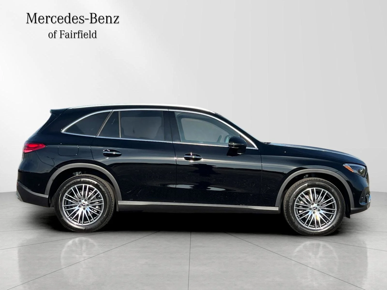New 2026 Black Mercedes-Benz GLC 300 image 8