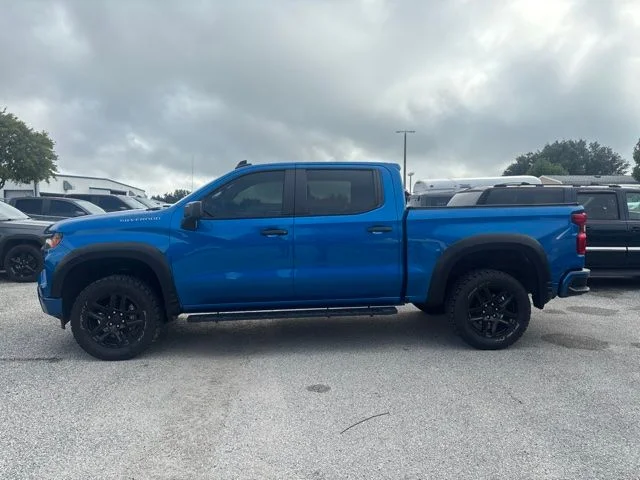 Used 2023 Blue Chevrolet Custom image 8