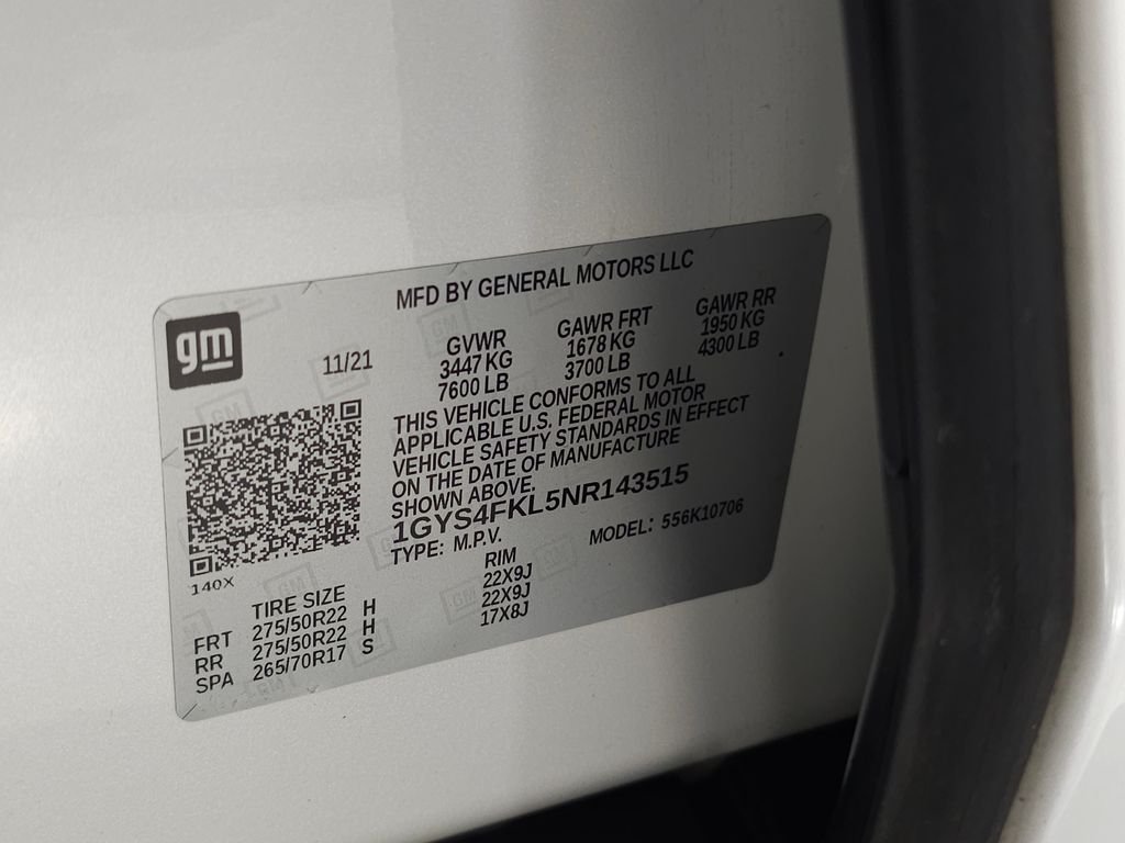 Used 2022 White Cadillac Sport image 41
