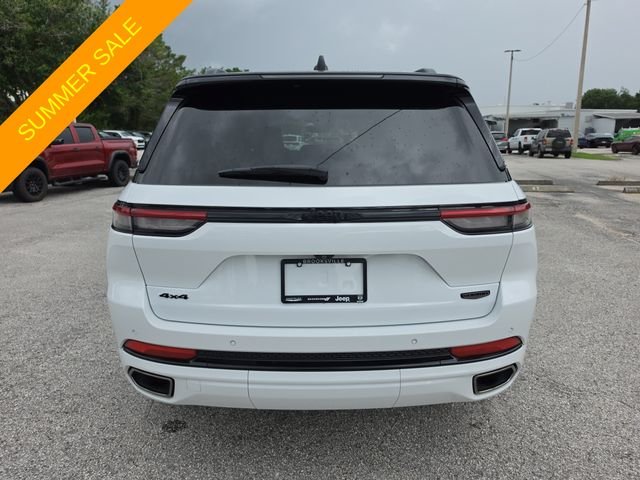 Certified Used 2025 White Jeep Summit image 5