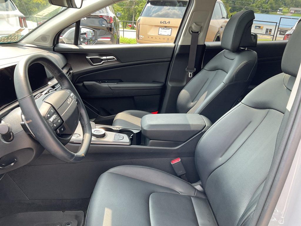 Certified Used 2026 Wolf Gray Kia EX image 22