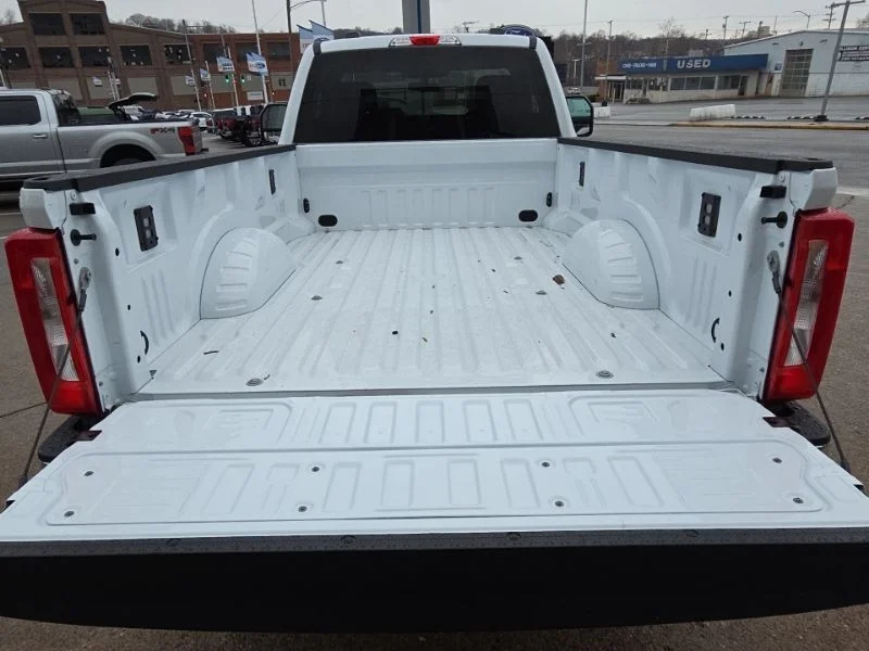 New 2026 Oxford White Ford F-350® XLT image 10