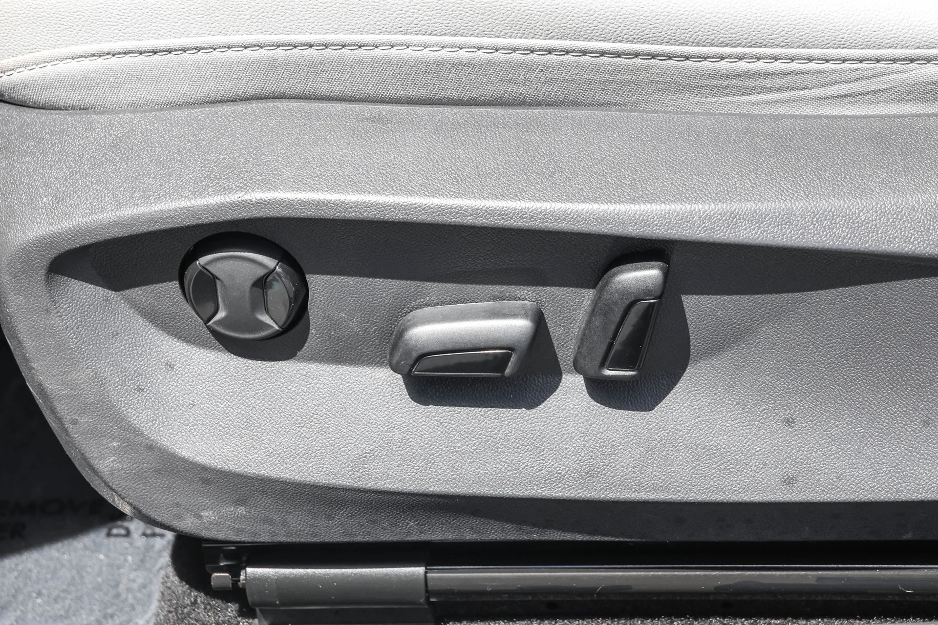 2023 Volkswagen Taos SE - Photo 10