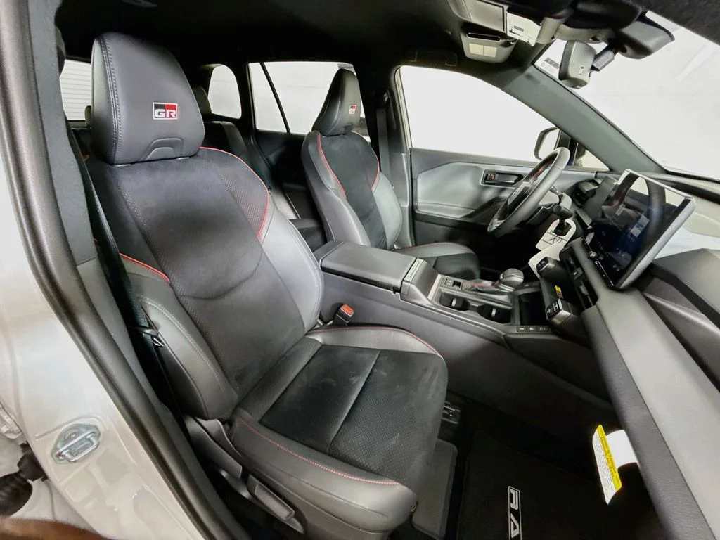 New 2026 Wind Chill Pearl with Midnight Black Metallic roof Toyota GR SPORT image 27