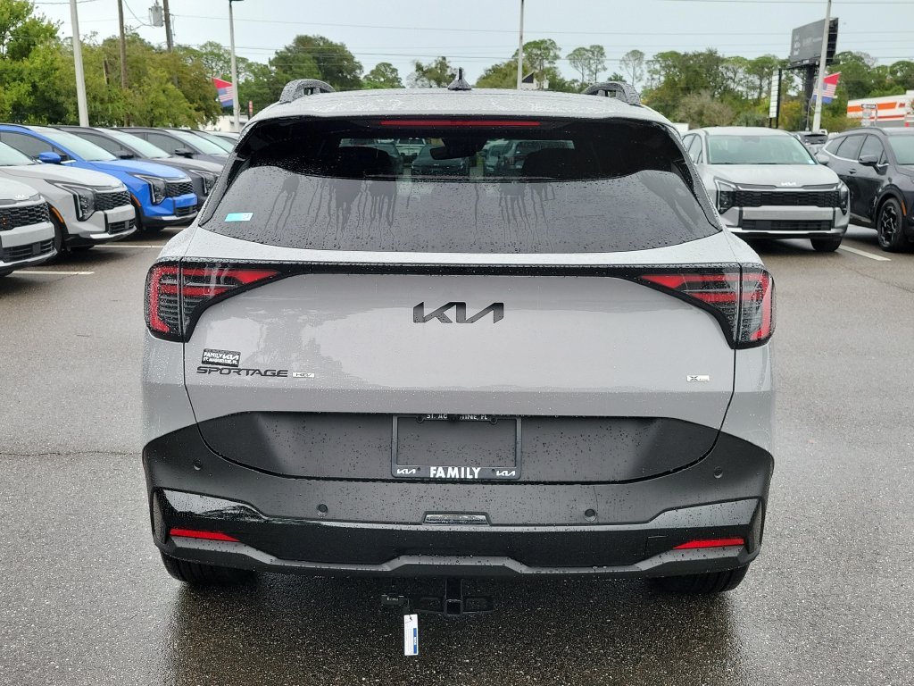 New 2027 Wolf Gray Kia X-Line image 5