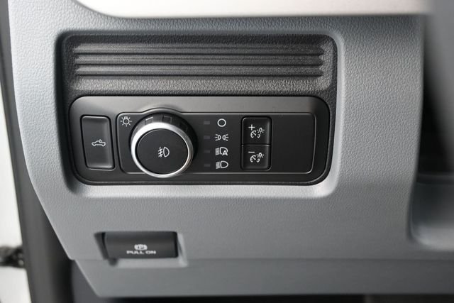 New 2026 Avalanche Ford F-250® XLT image 14