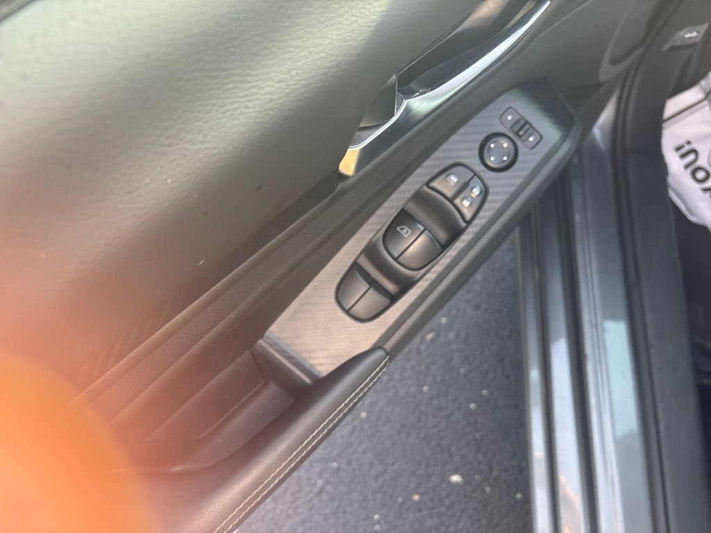 Used 2024 Gray Nissan 2.5 SV image 10