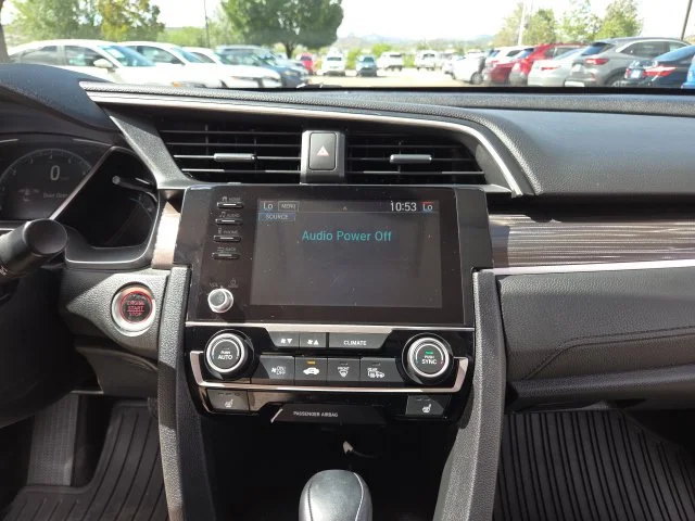 Used 2019  Honda EX-L image 30