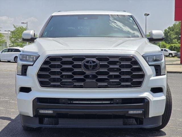 Certified Used 2024 WIND CHILL PEARL Toyota  image 15