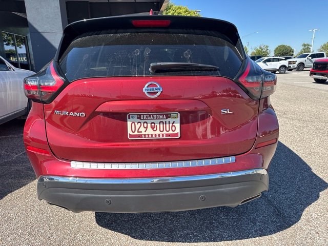 Used 2019 Red Nissan SL image 4