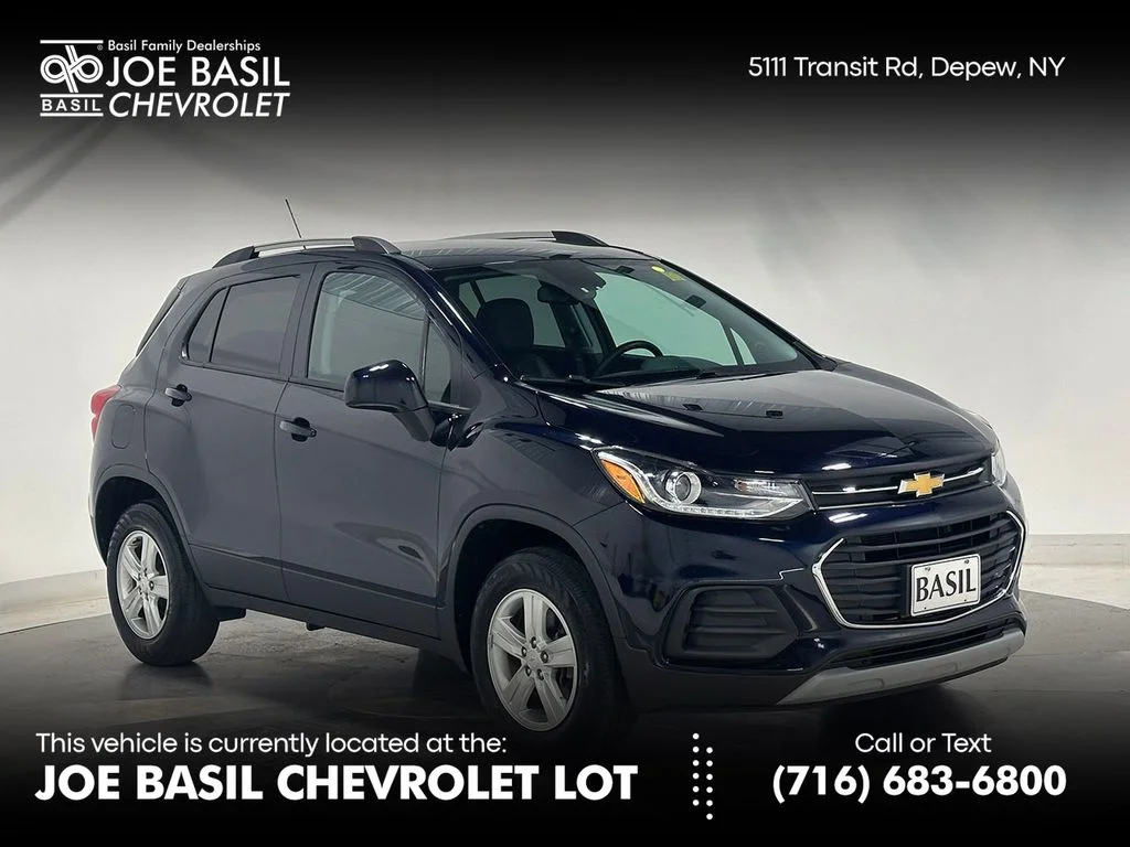 Used 2021 Blue Chevrolet LT image 1