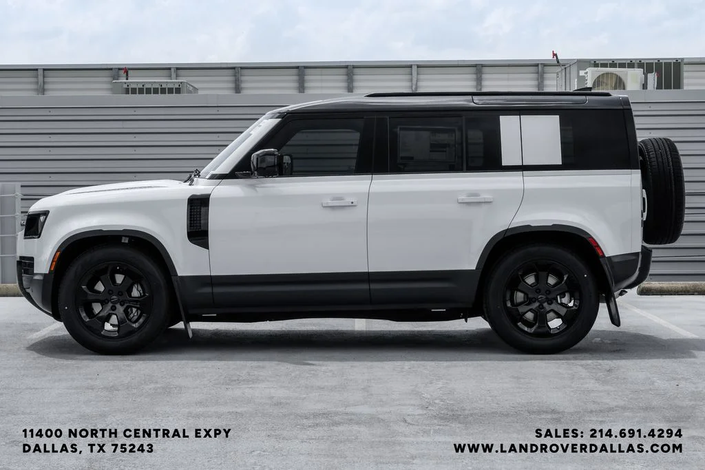 New 2026 Fuji White Land Rover S image 13